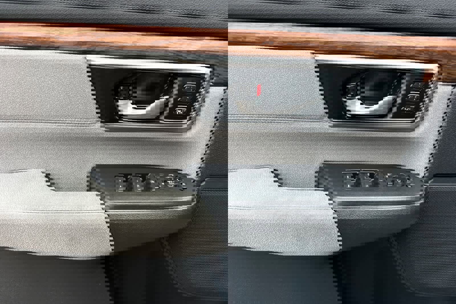 Used 2021 Honda CR-V EX image 12