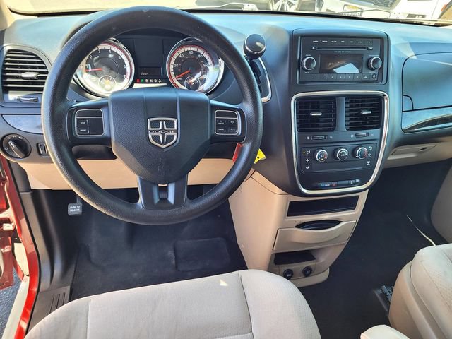 Used 2015 Dodge Grand Caravan American Value Package FWD image 9
