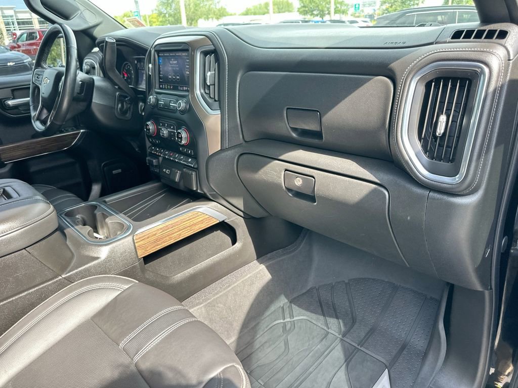 Used 2020 Chevrolet Silverado 1500 High Country w/ Technology Package AWD/4WD image 27