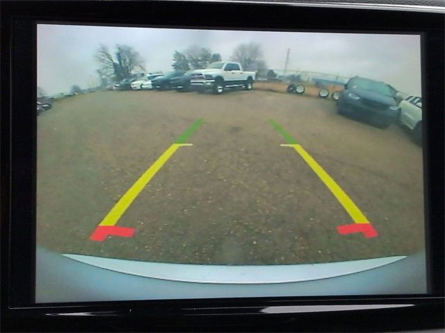 Certified 2024 Chrysler Pacifica Touring-L image 23