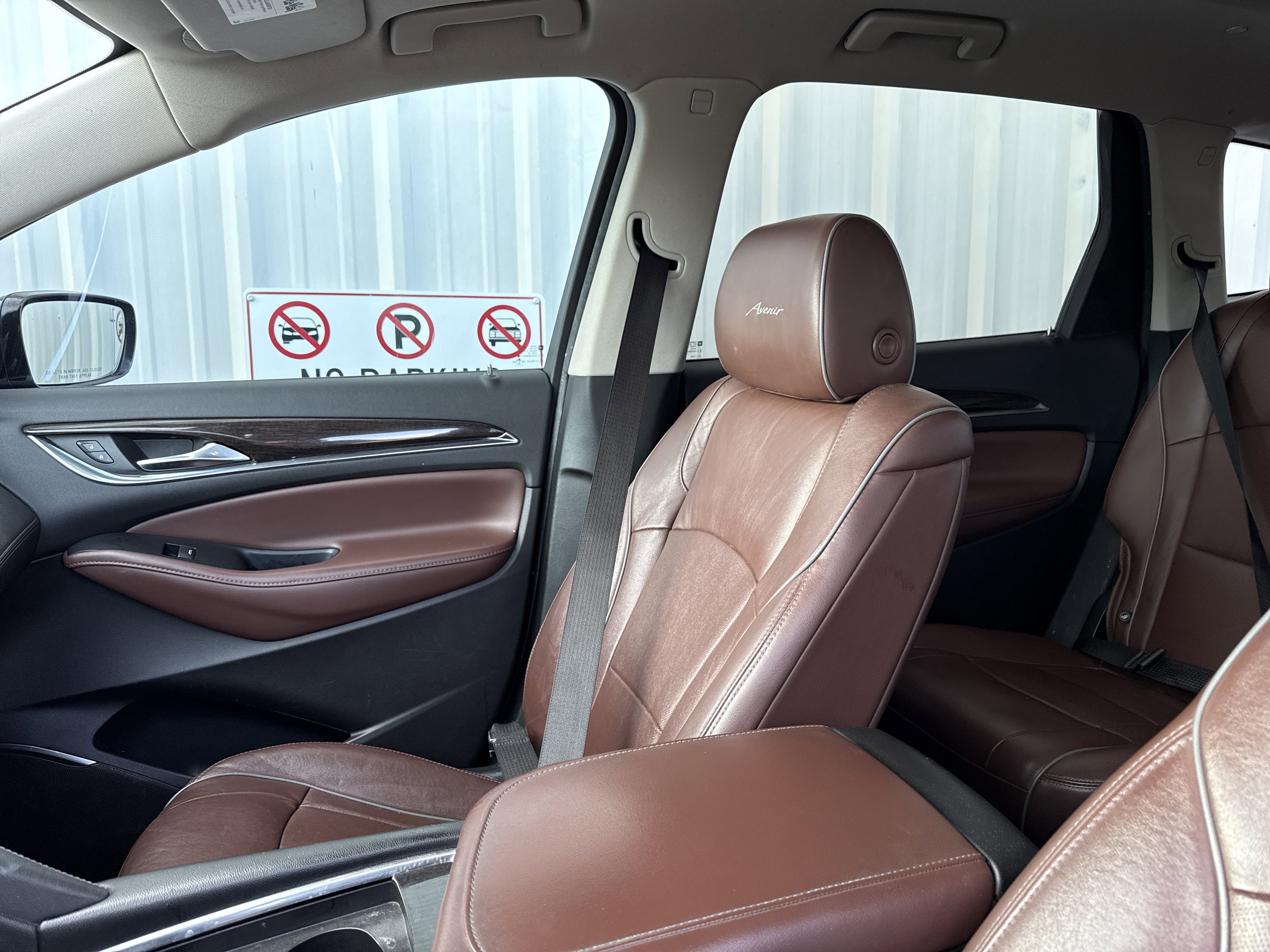 Used 2021 Buick Enclave Avenir w/ Avenir Technology Package image 13