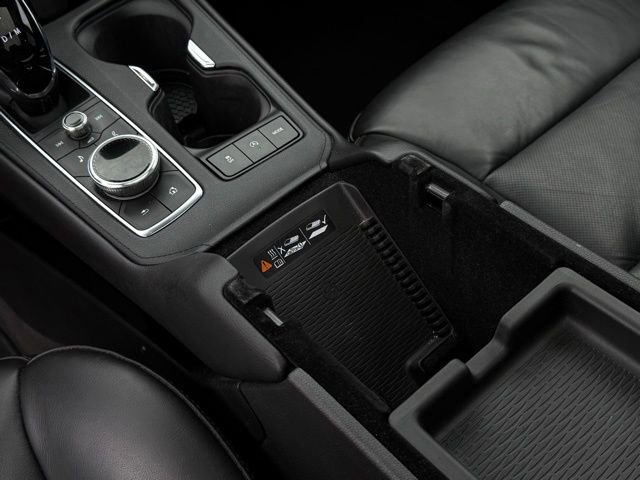 Used 2022 Cadillac XT4 Sport image 33