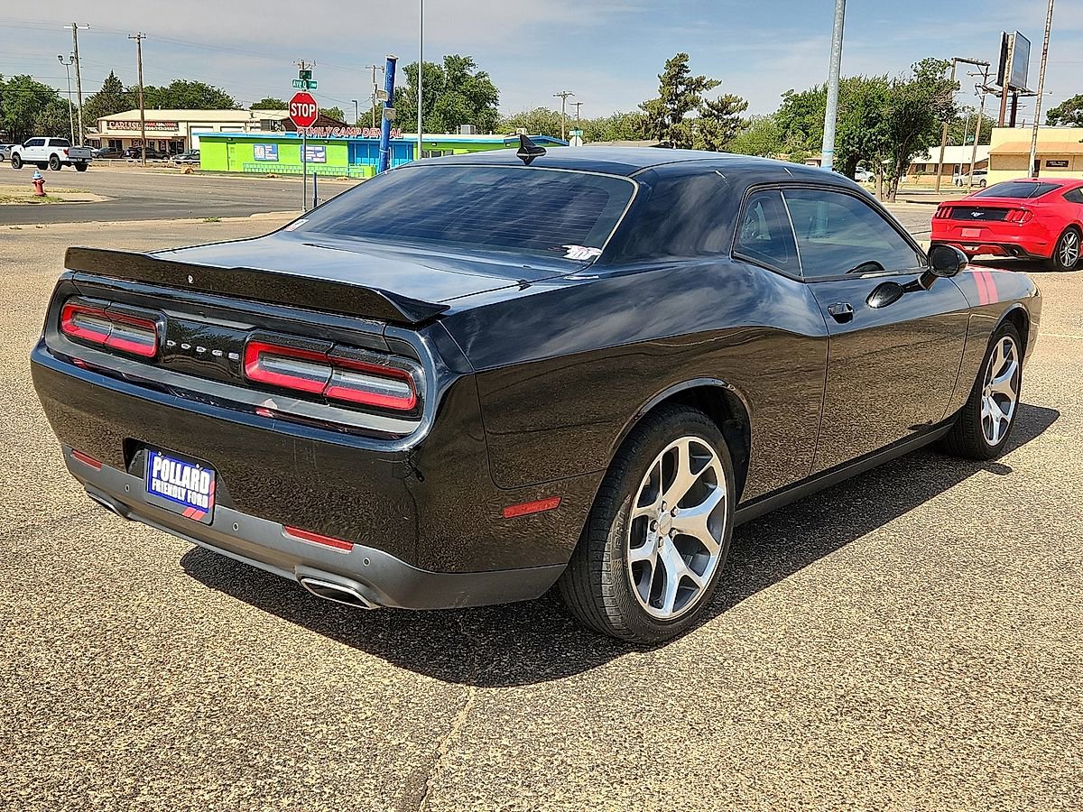 Used 2016 Dodge Challenger SXT Plus RWD image 3