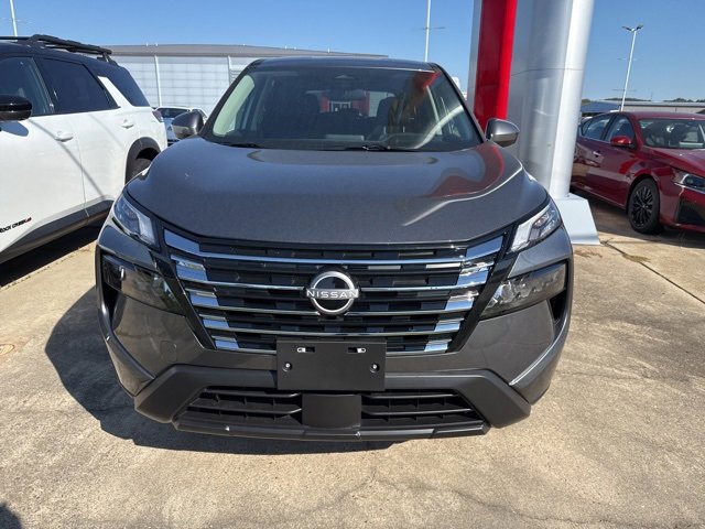 New 2026 Nissan Rogue SV image 3