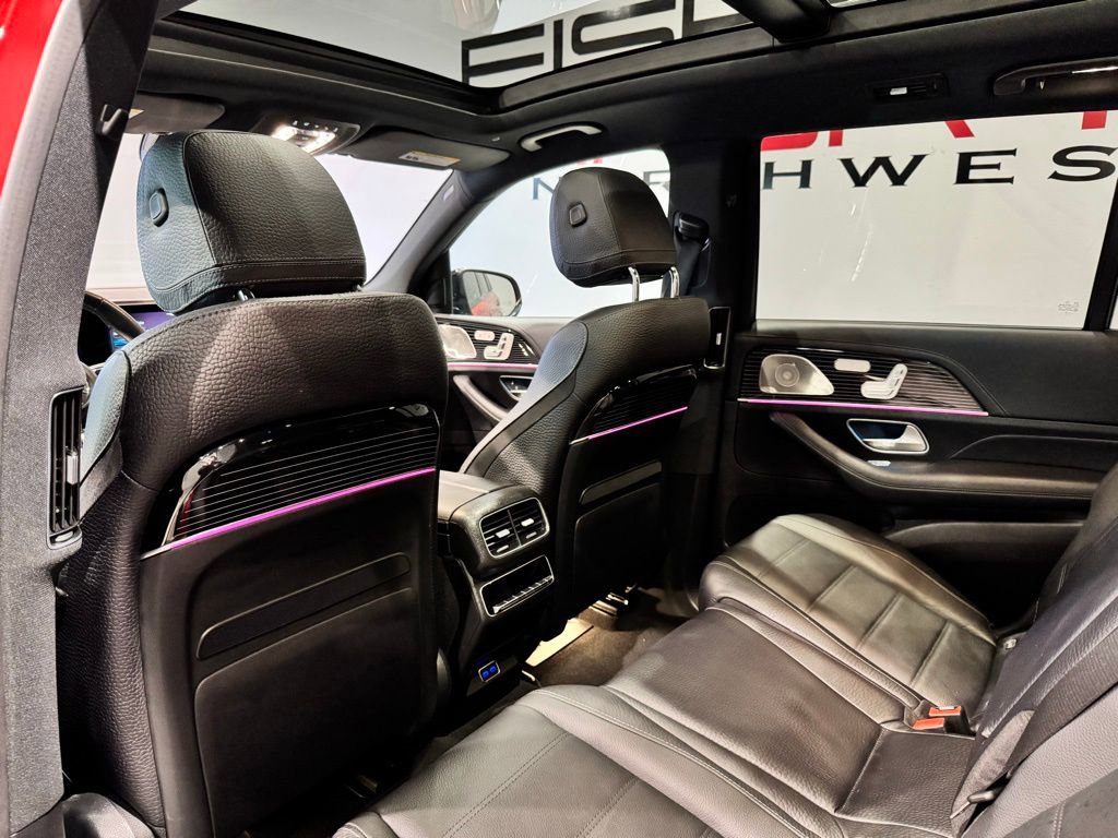 Used 2024 Mercedes-Benz GLS 580 4MATIC image 33