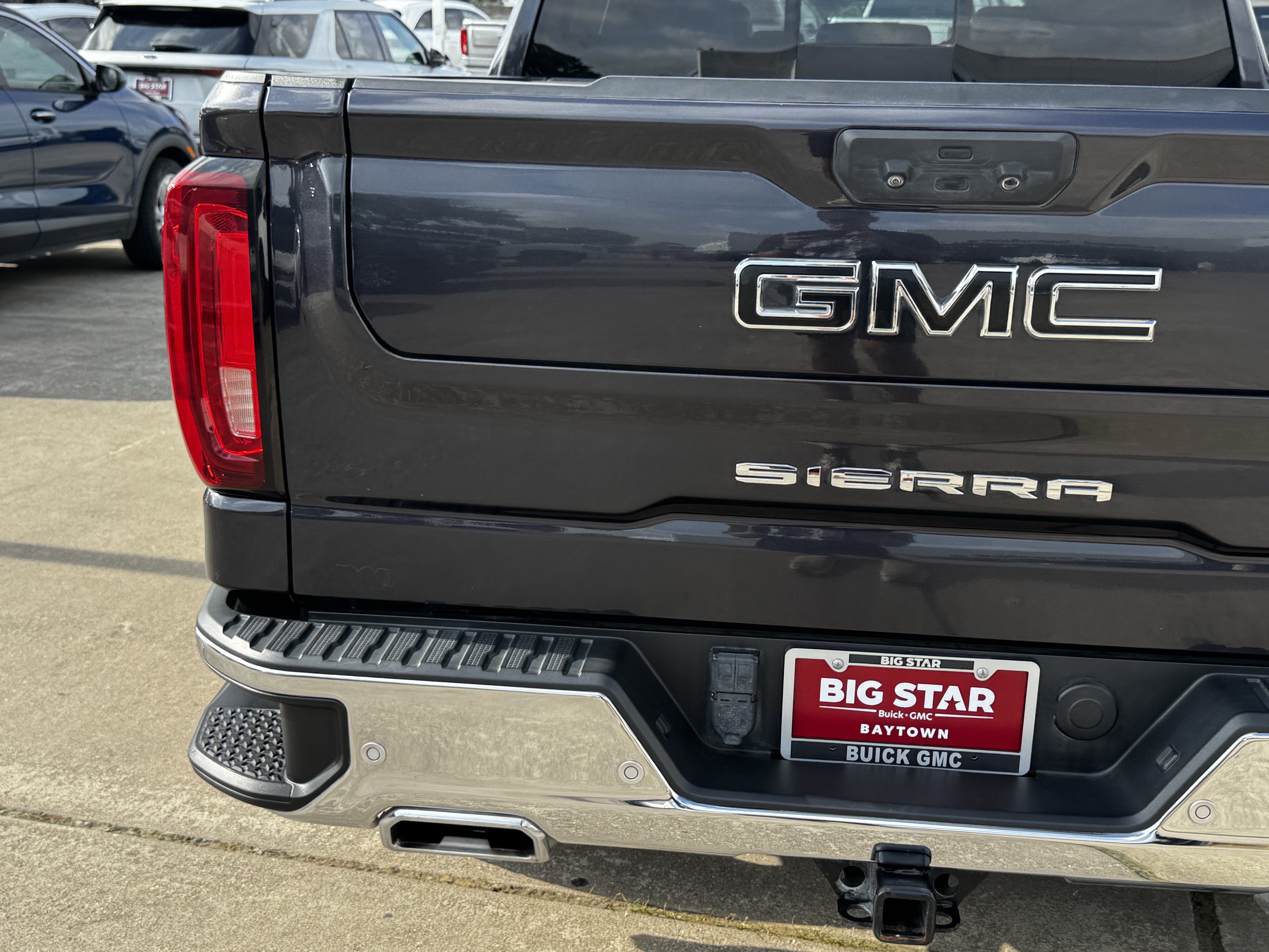 Used 2023 GMC Sierra 1500 SLT AWD/4WD image 22