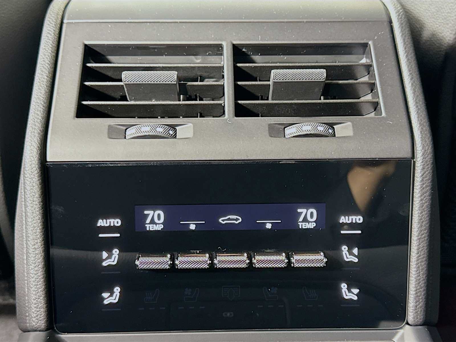 Used 2026 Porsche Panamera RWD image 26