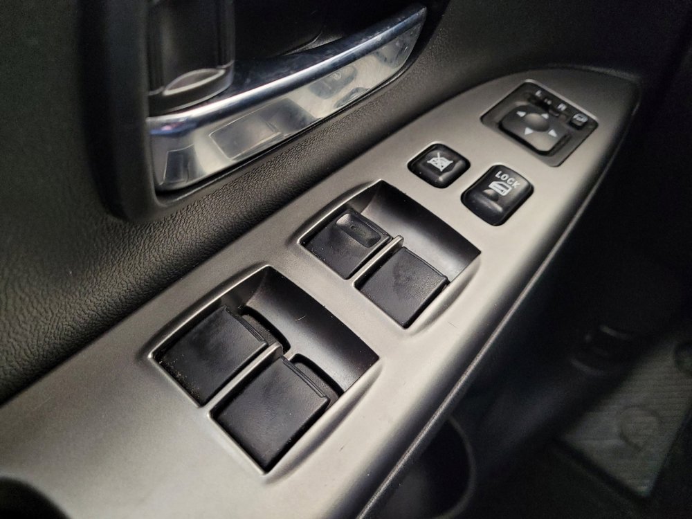 Used 2020 Mitsubishi Outlander Sport SE FWD image 27