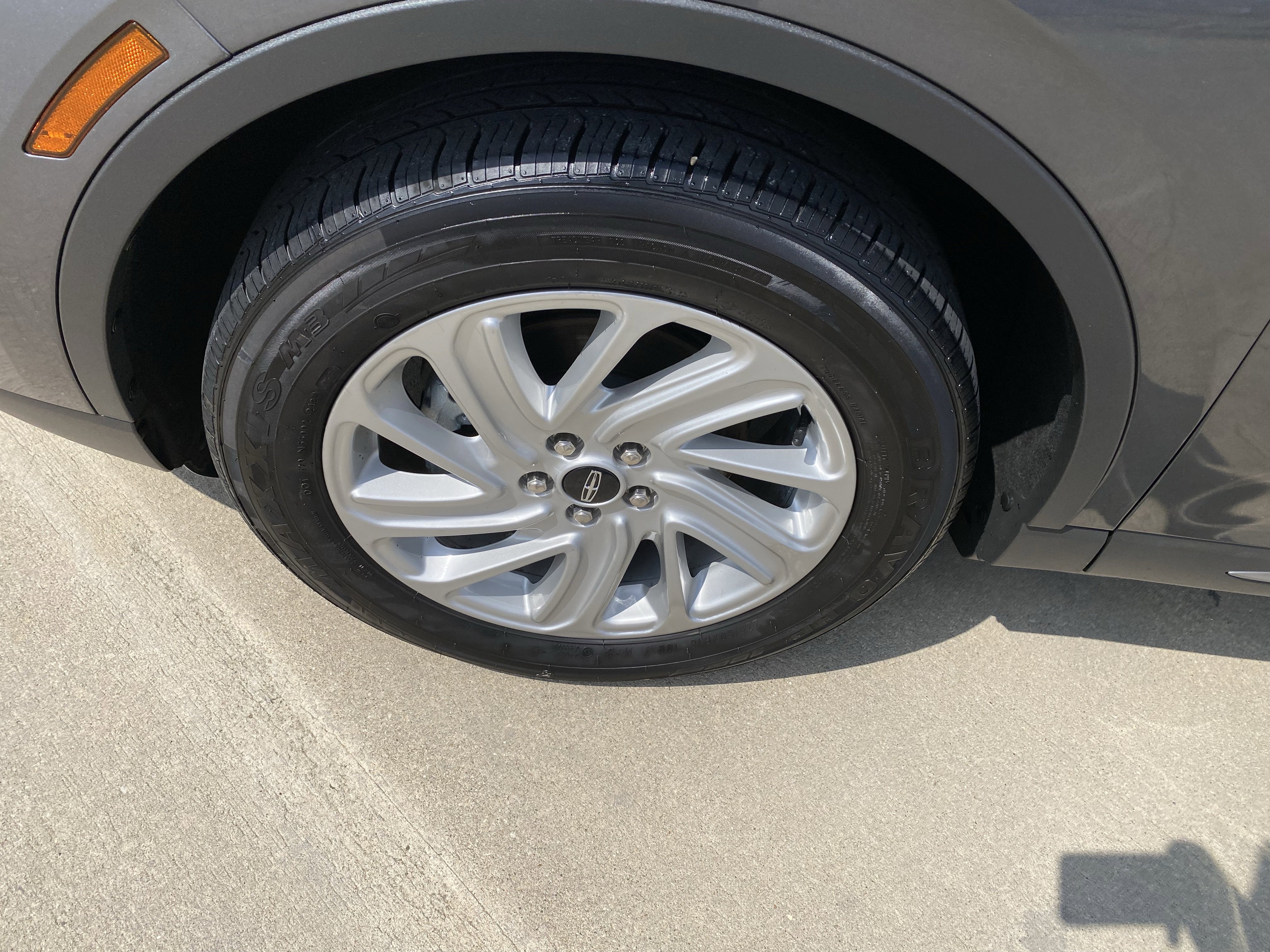 Used 2021 Lincoln Corsair FWD w/ Convenience Package image 2