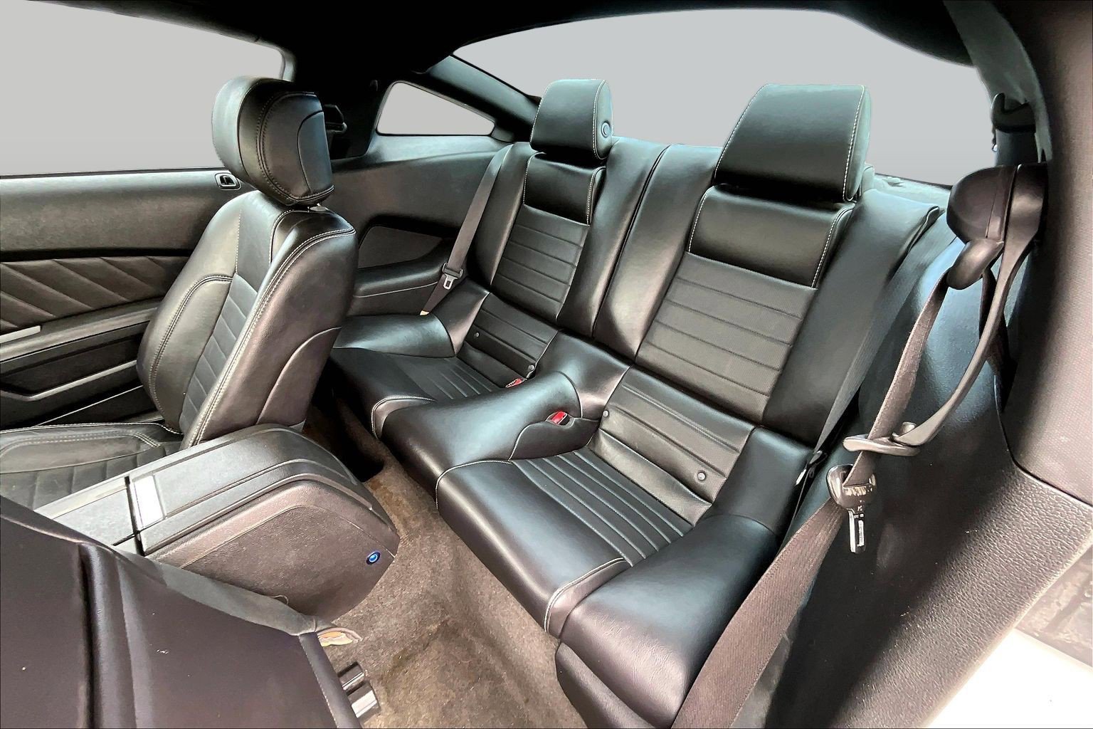 Used 2014 Ford Mustang Premium w/ Electronics Package RWD image 9