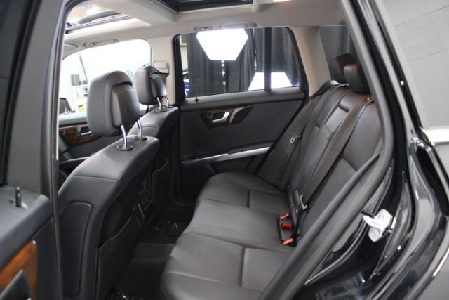 Used 2013 Mercedes-Benz GLK 350 4MATIC image 19