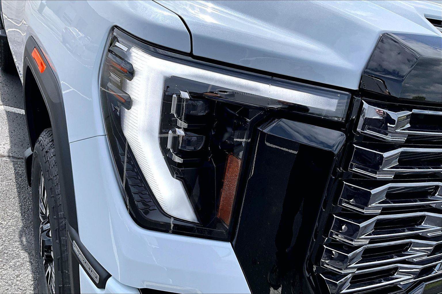 New 2026 GMC Sierra 2500 Denali Ultimate AWD/4WD image 37