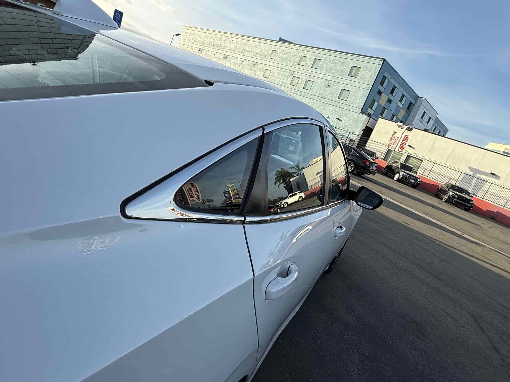 Used 2021 Honda Insight EX image 48