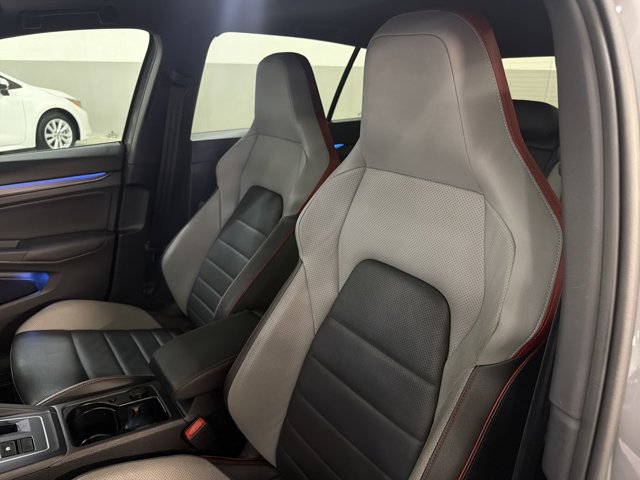 Certified 2022 Volkswagen GTI Autobahn FWD image 13