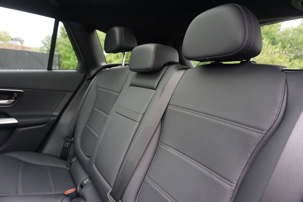 Certified 2025 Mercedes-Benz GLC 300 image 14