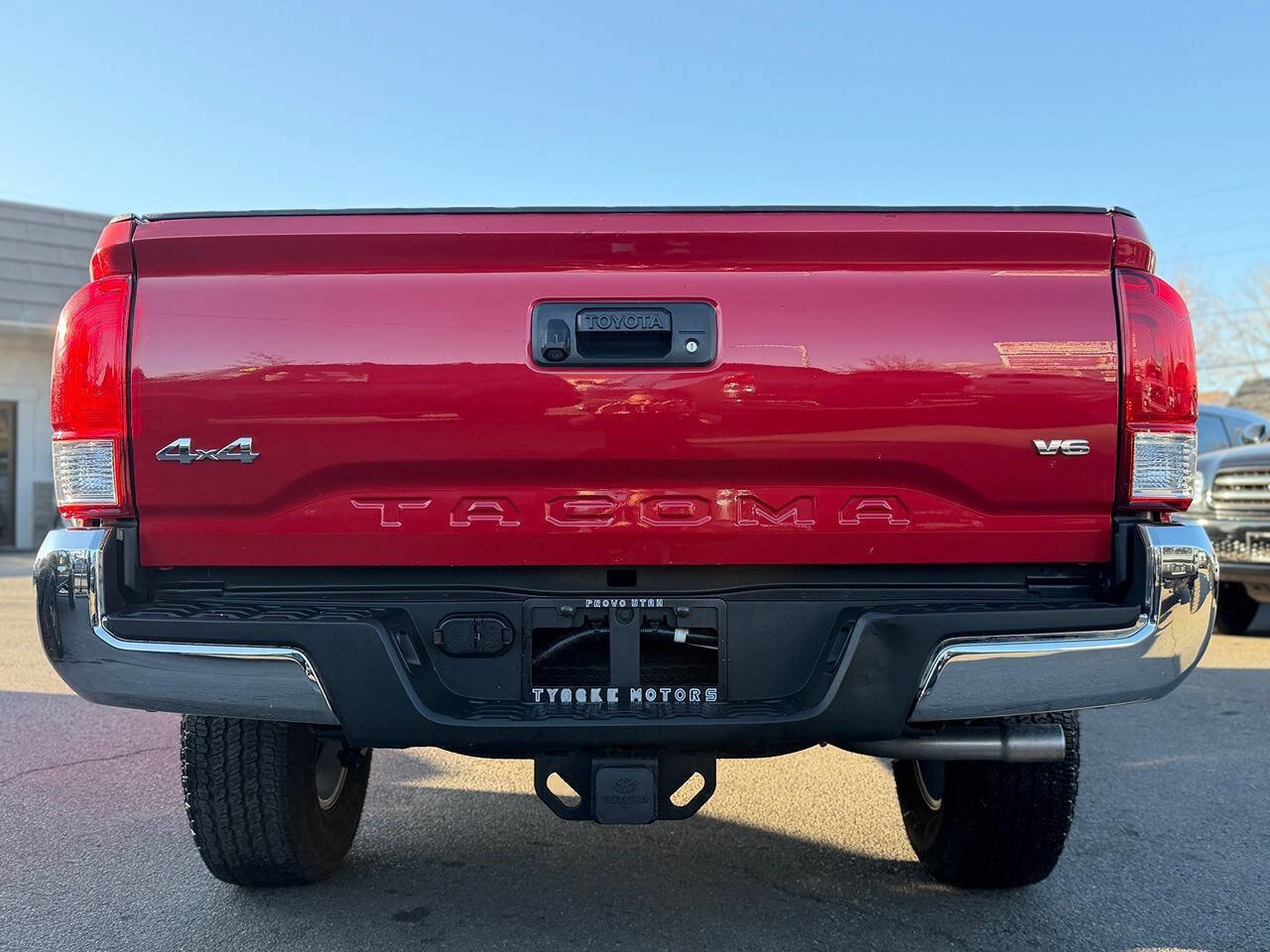 Used 2016 Toyota Tacoma TRD Sport image 67