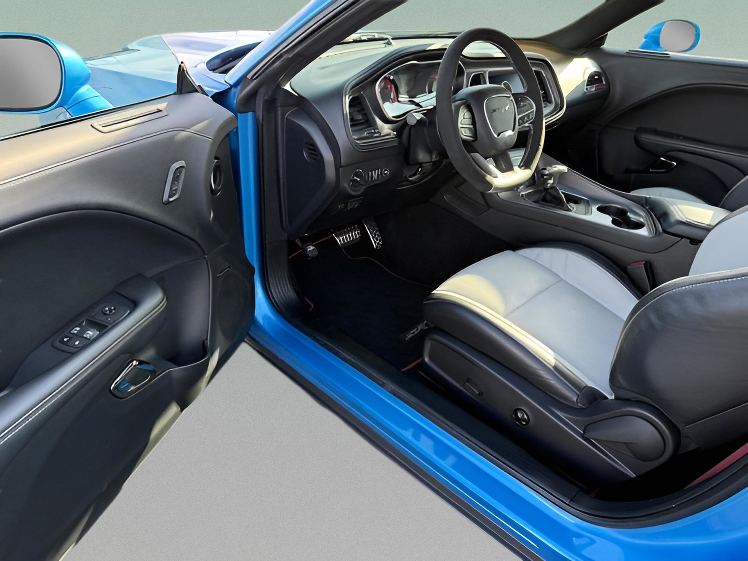 Used 2023 Dodge Challenger SRT Hellcat RWD image 14