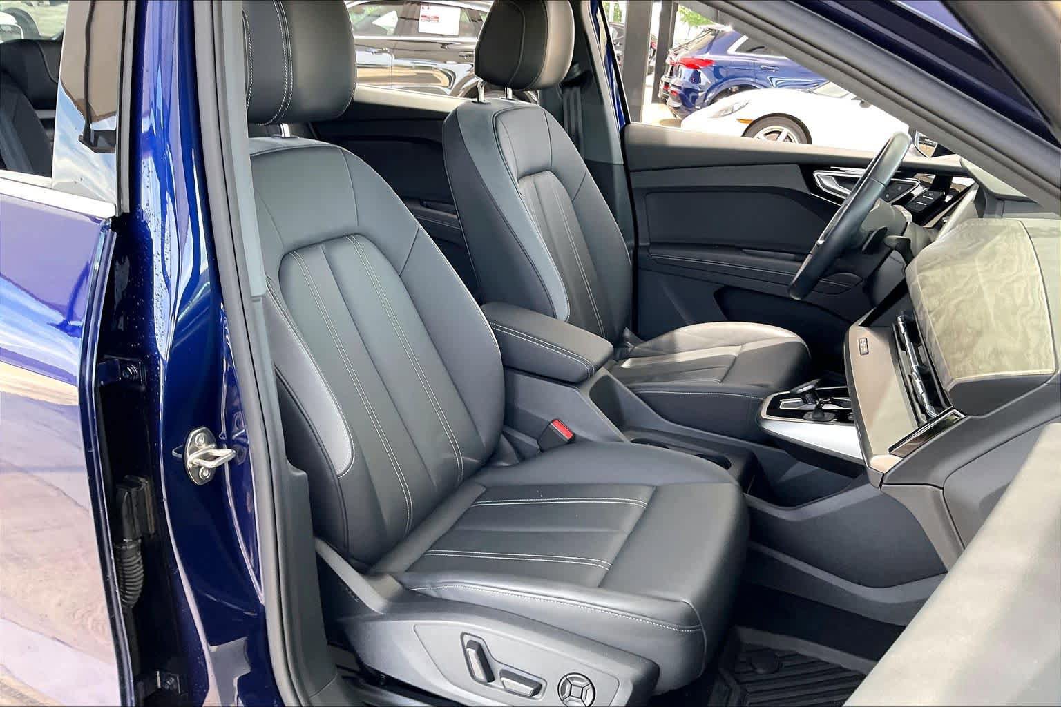 Used 2023 Audi Q4 e-tron Premium Plus w/ Premium Plus RWD image 8