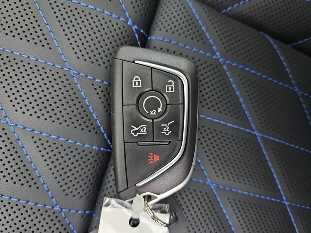 New 2026 Cadillac Escalade IQL Sport 1 w/ LPO, ONYX Package image 39