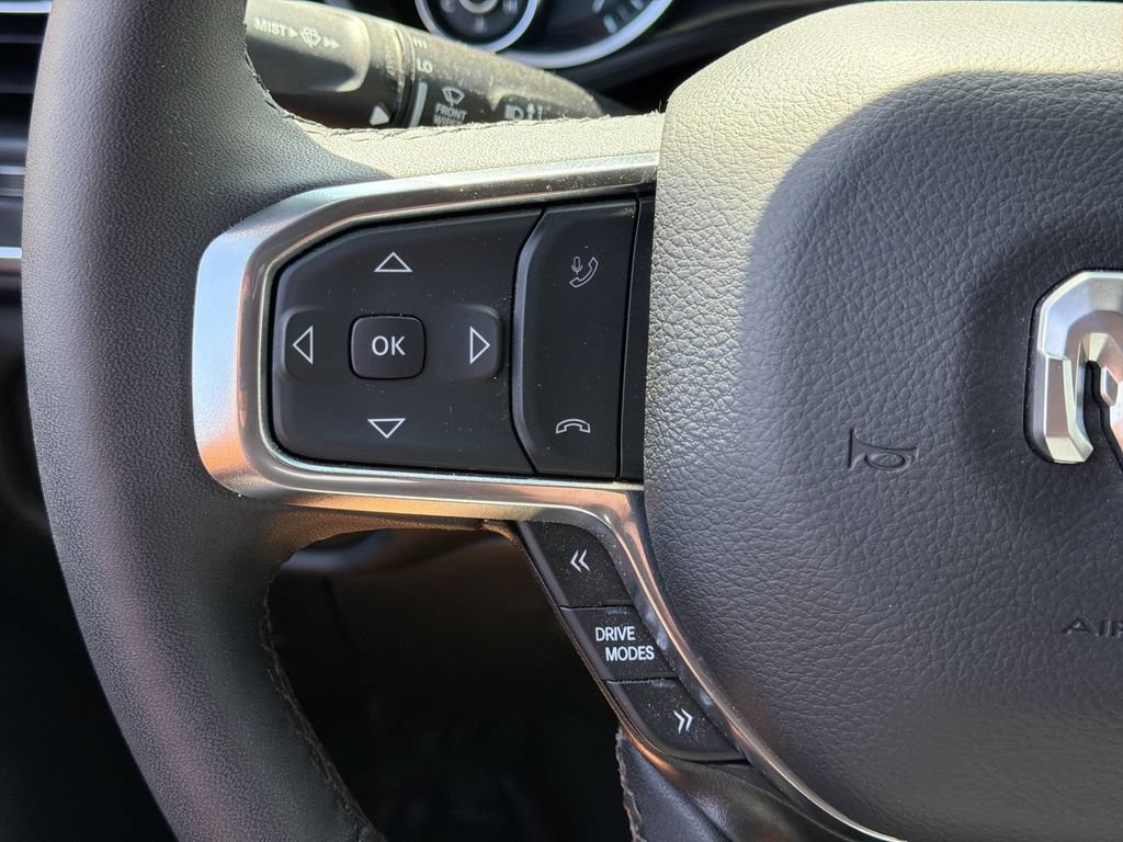 Used 2025 RAM 1500 Laramie w/ Sport Appearance Package AWD/4WD image 26