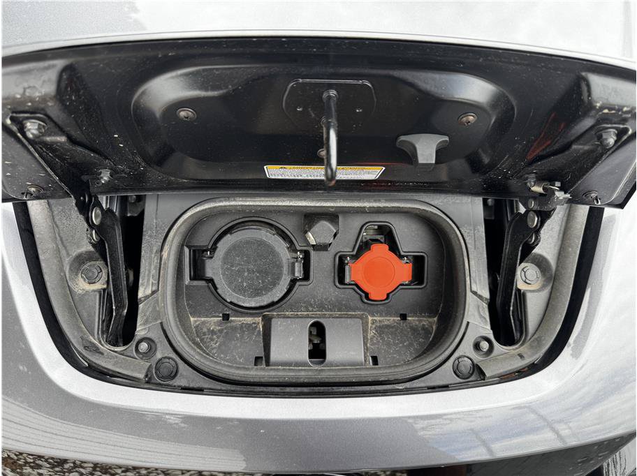 Used 2025 Nissan Leaf S FWD image 28