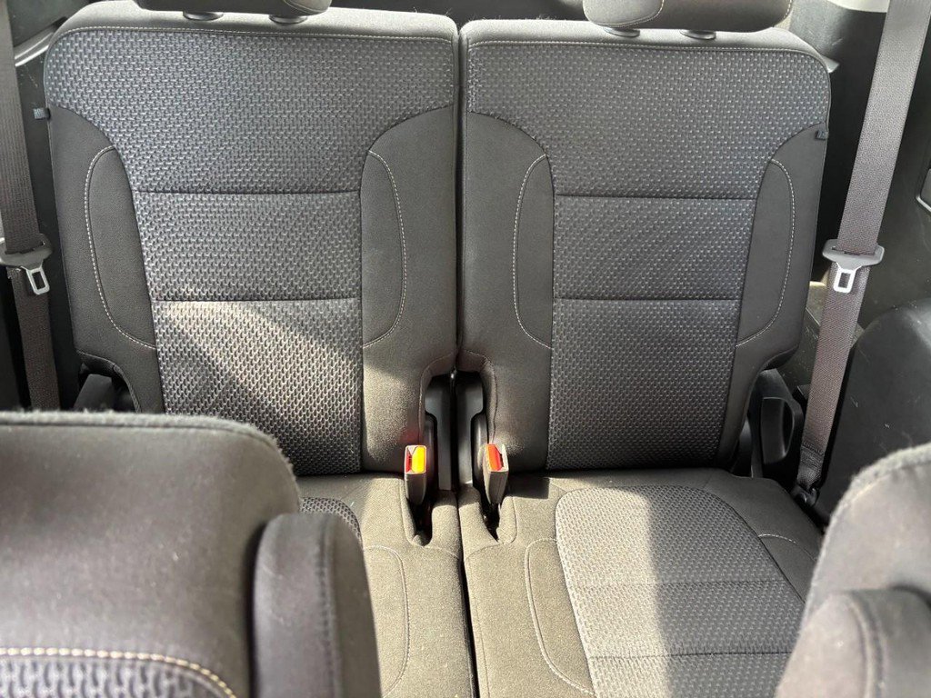 Used 2023 GMC Acadia SLE w/ Driver Convenience Package AWD/4WD image 14