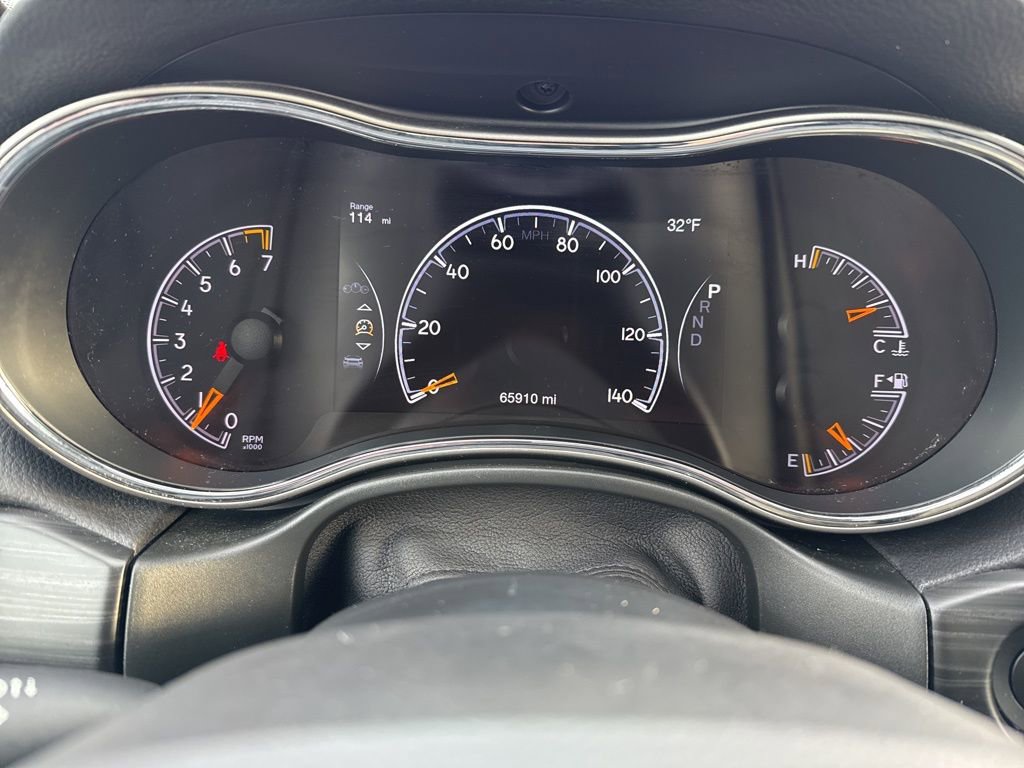 Used 2020 Jeep Grand Cherokee Altitude image 29