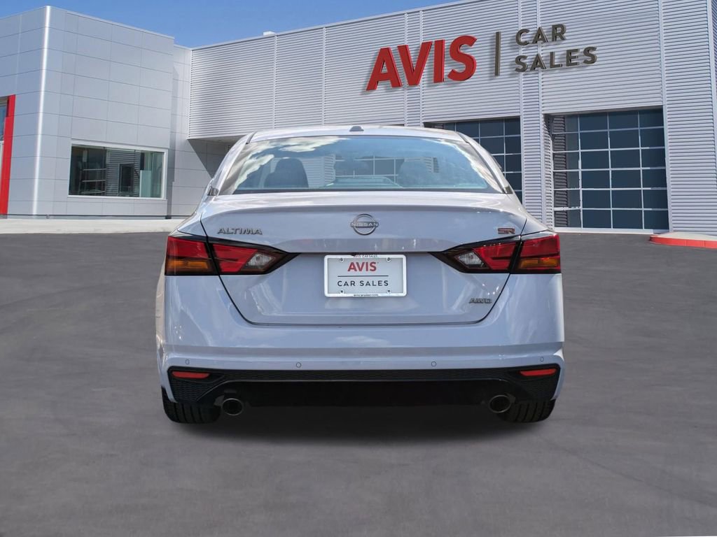 Used 2025 Nissan Altima 2.5 SR image 7
