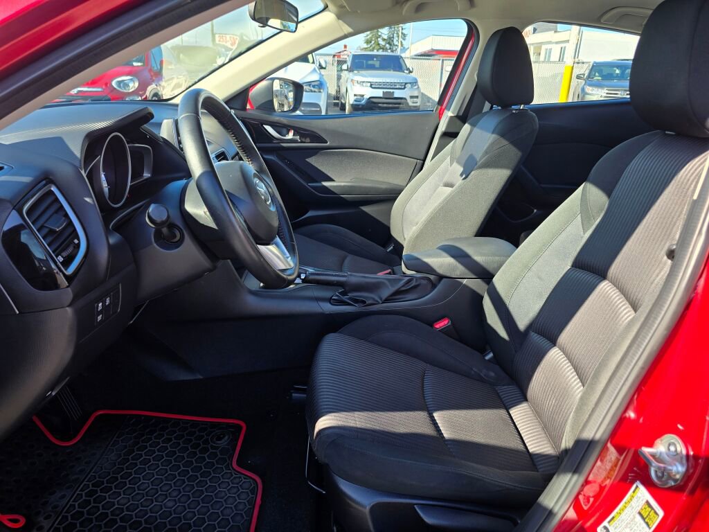 Used 2014 MAZDA MAZDA3 i Touring image 21