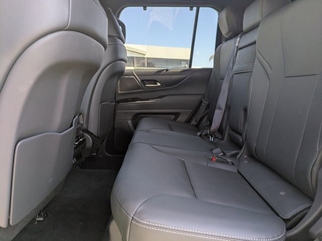 Used 2025 Lexus LX 600 4WD w/ Interior Upgrade Package image 18