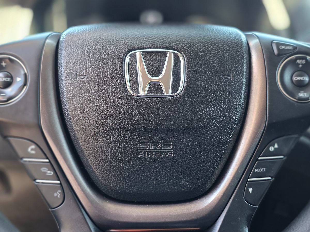 Used 2018 Honda Pilot LX image 32