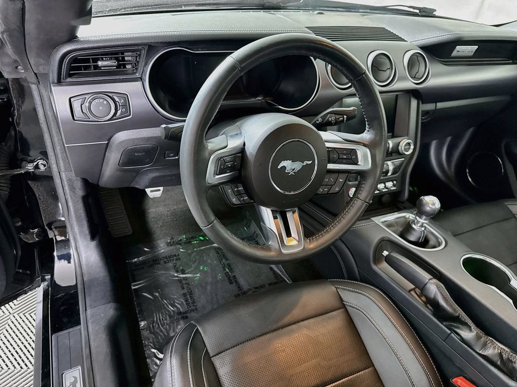 Used 2018 Ford Mustang GT Premium w/ Equipment Group 401A RWD image 3