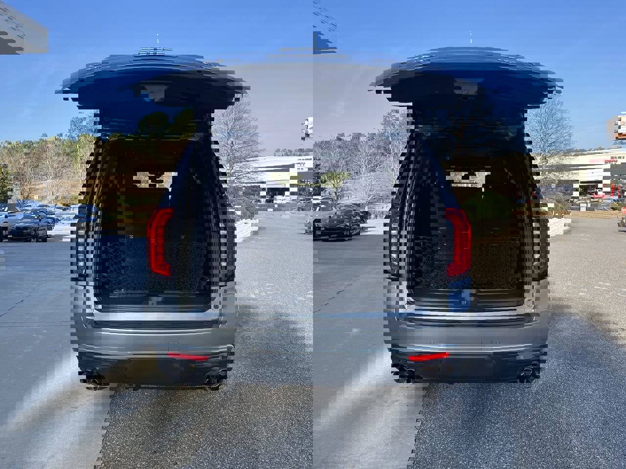 Used 2023 GMC Yukon Denali image 34