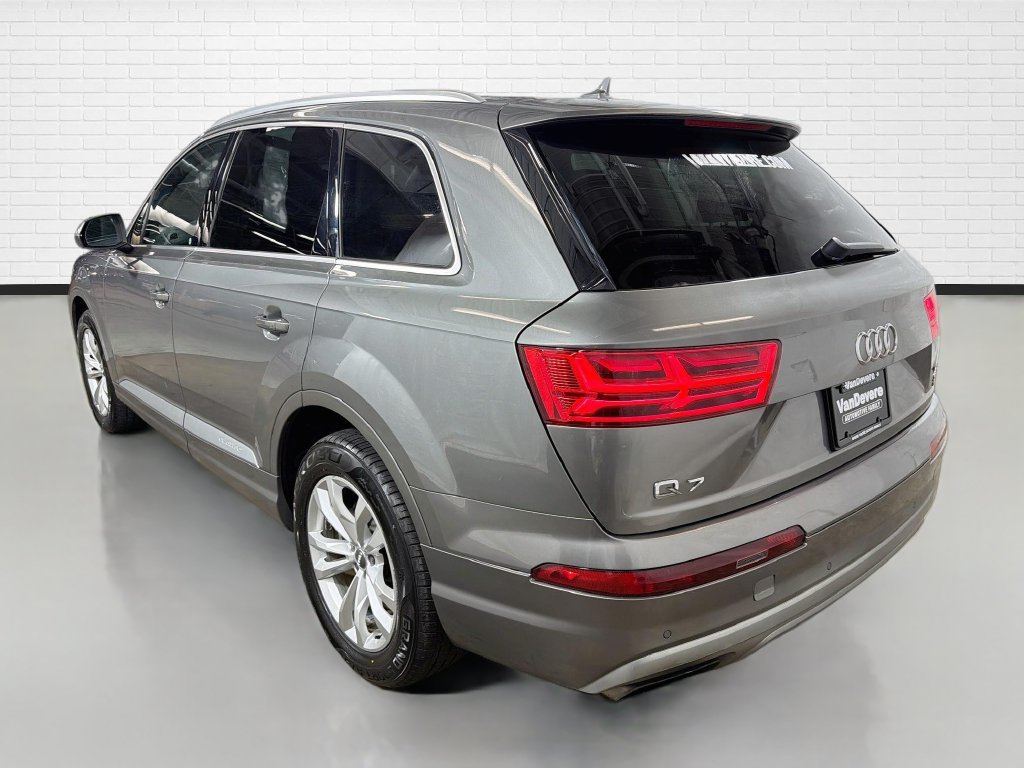 Used 2018 Audi Q7 3.0T Premium Plus w/ Premium Plus Package AWD/4WD image 7
