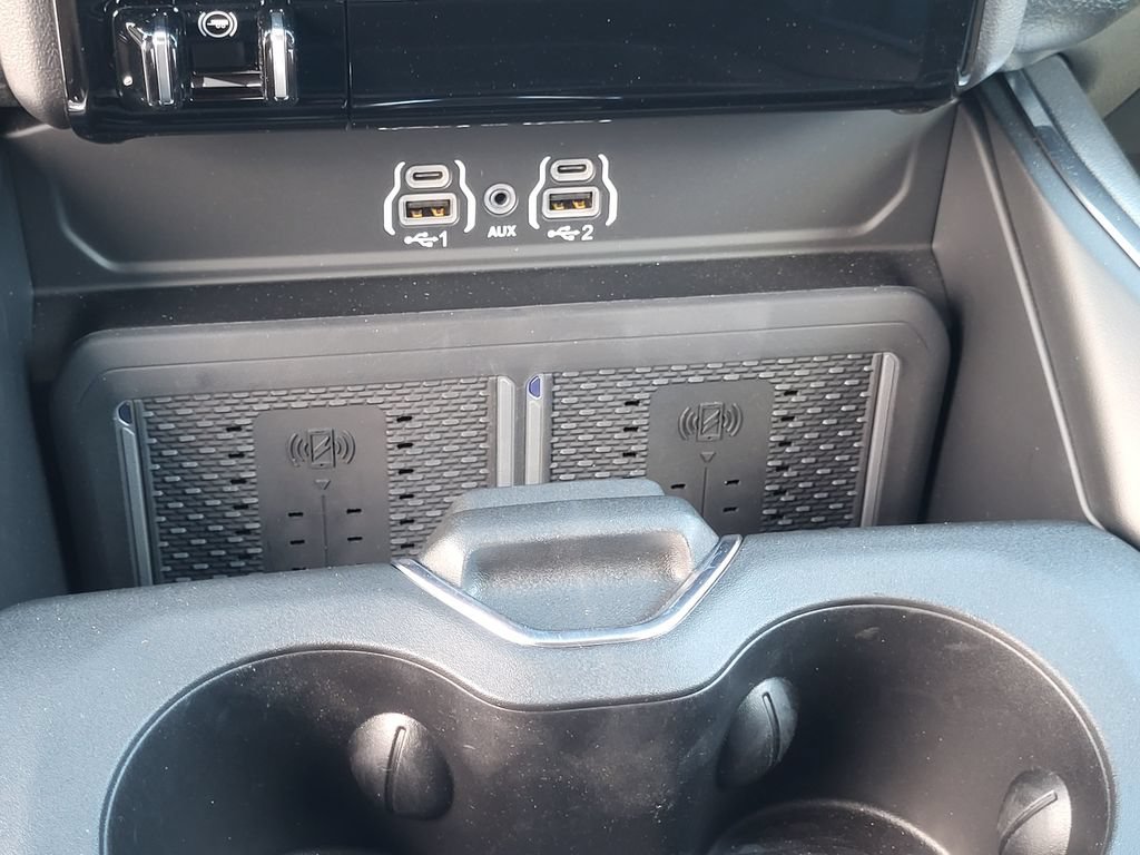 New 2026 RAM 2500 Laramie AWD/4WD image 24