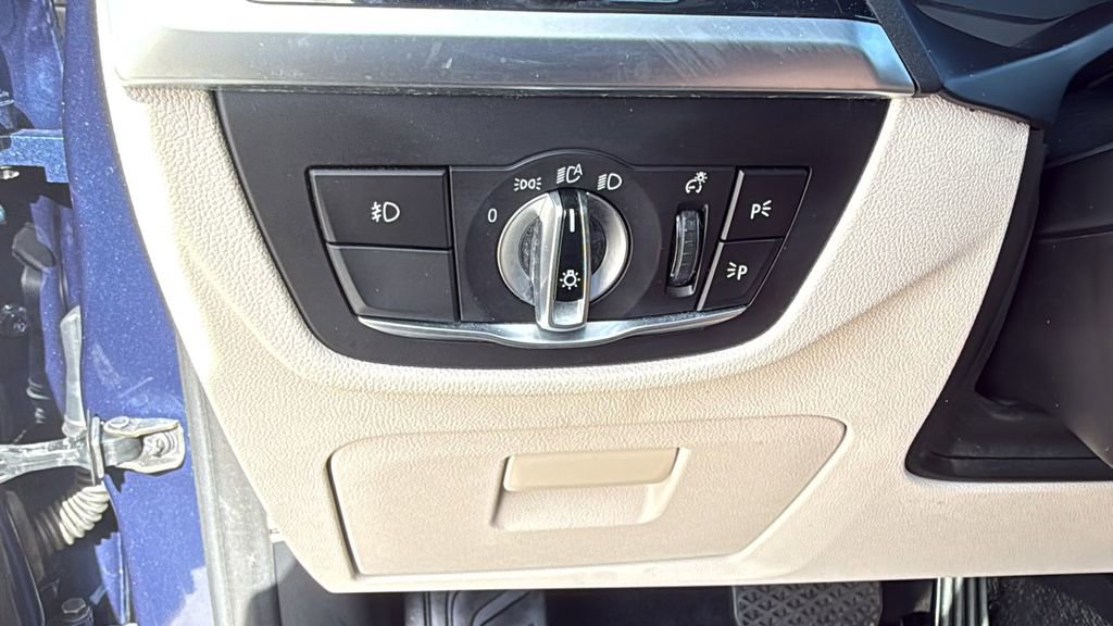 Used 2019 BMW X3 sDrive30i w/ Driving Assistance Package image 30