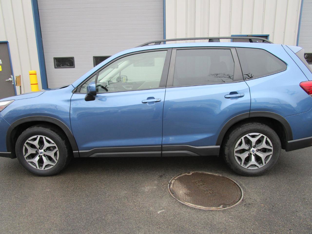 Used 2023 Subaru Forester Premium image 10