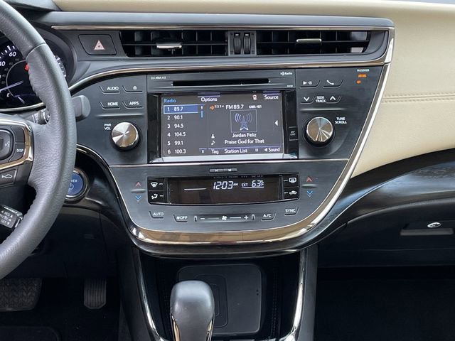 Used 2018 Toyota Avalon XLE Premium FWD image 16