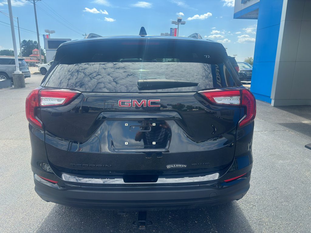 Used 2022 GMC Terrain SLE w/ Driver Convenience Package AWD/4WD image 6