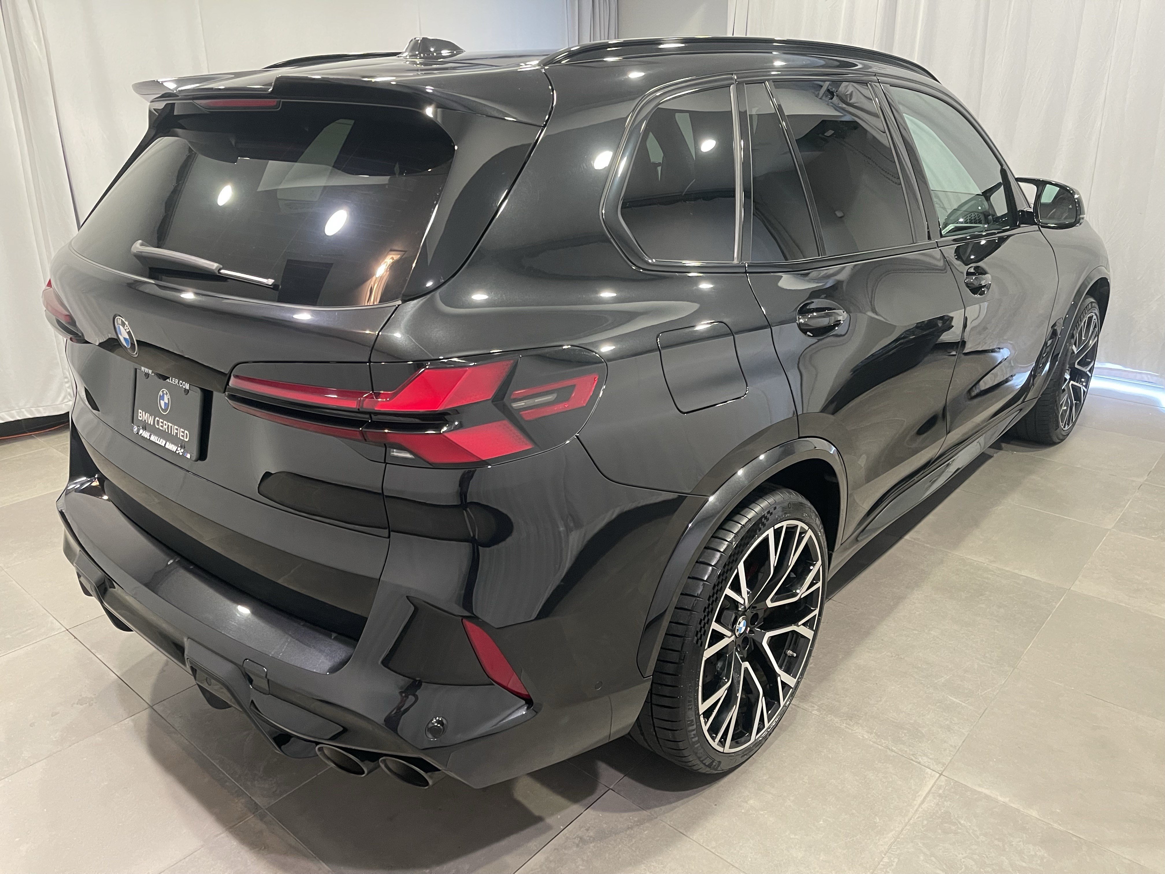 Used 2024 BMW X5 M Competition AWD/4WD image 6