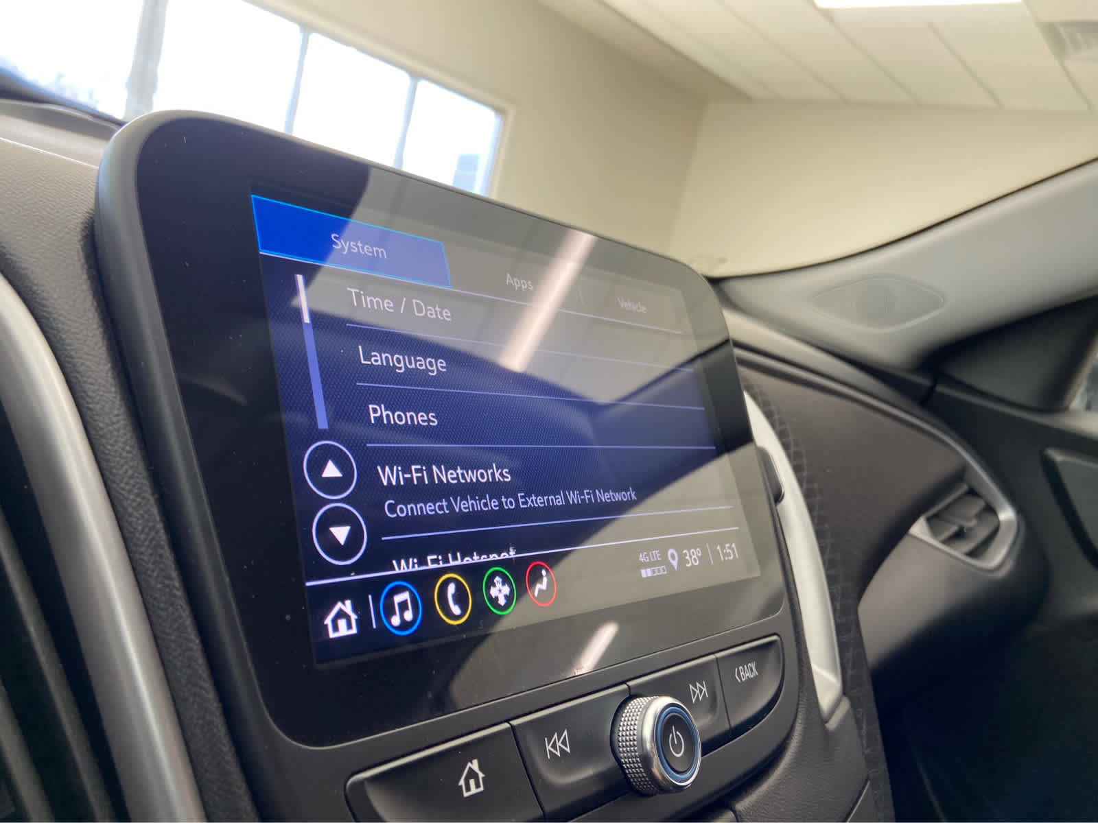 Used 2024 Chevrolet Malibu LT image 24