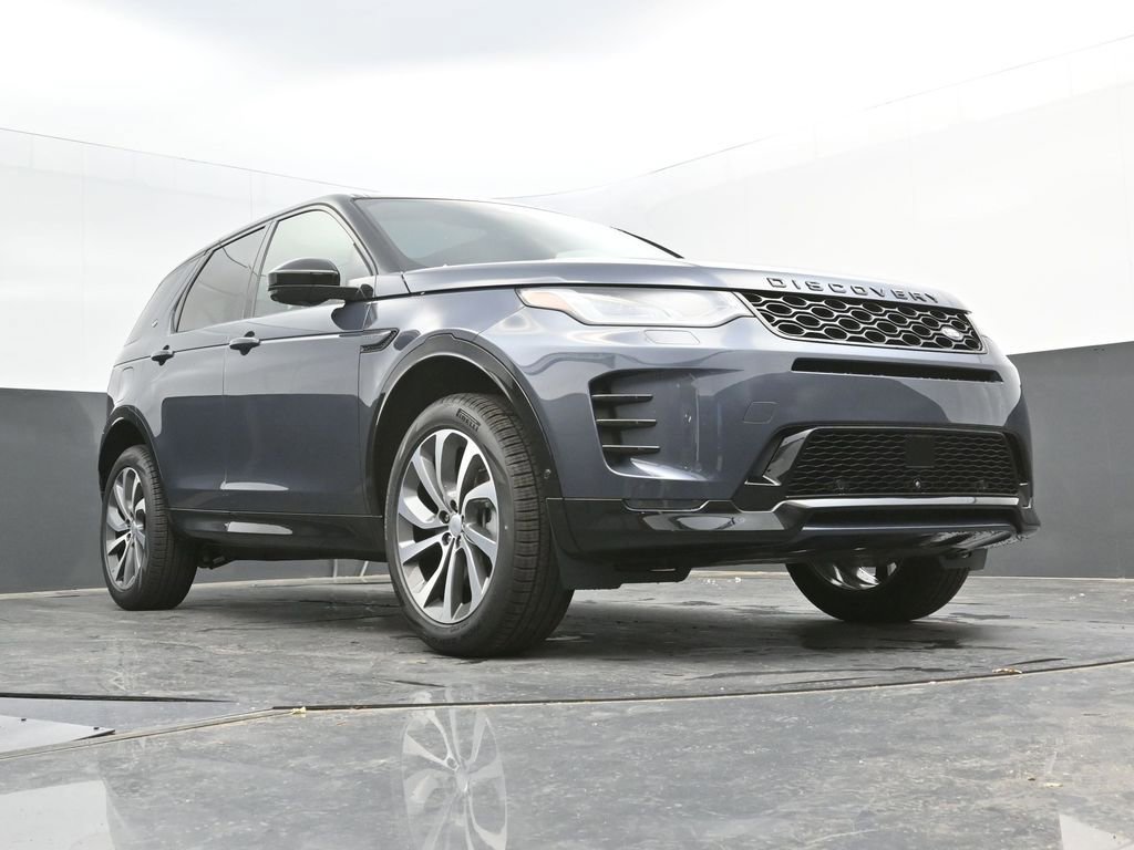 Used 2025 Land Rover Discovery Sport Dynamic SE image 35