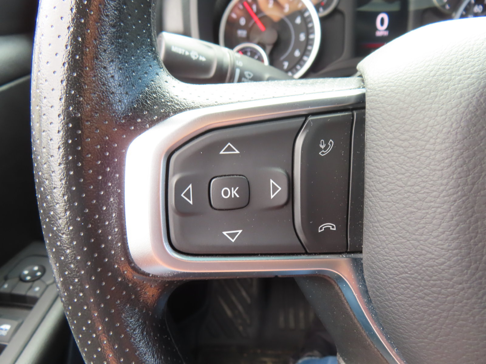 Used 2025 RAM 1500 Tradesman w/ Night Edition AWD/4WD image 20
