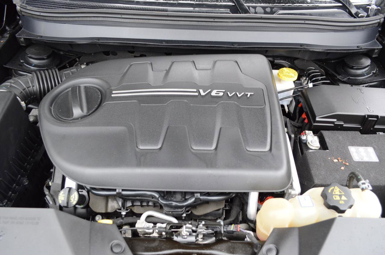 Used 2022 Jeep Cherokee Limited image 34