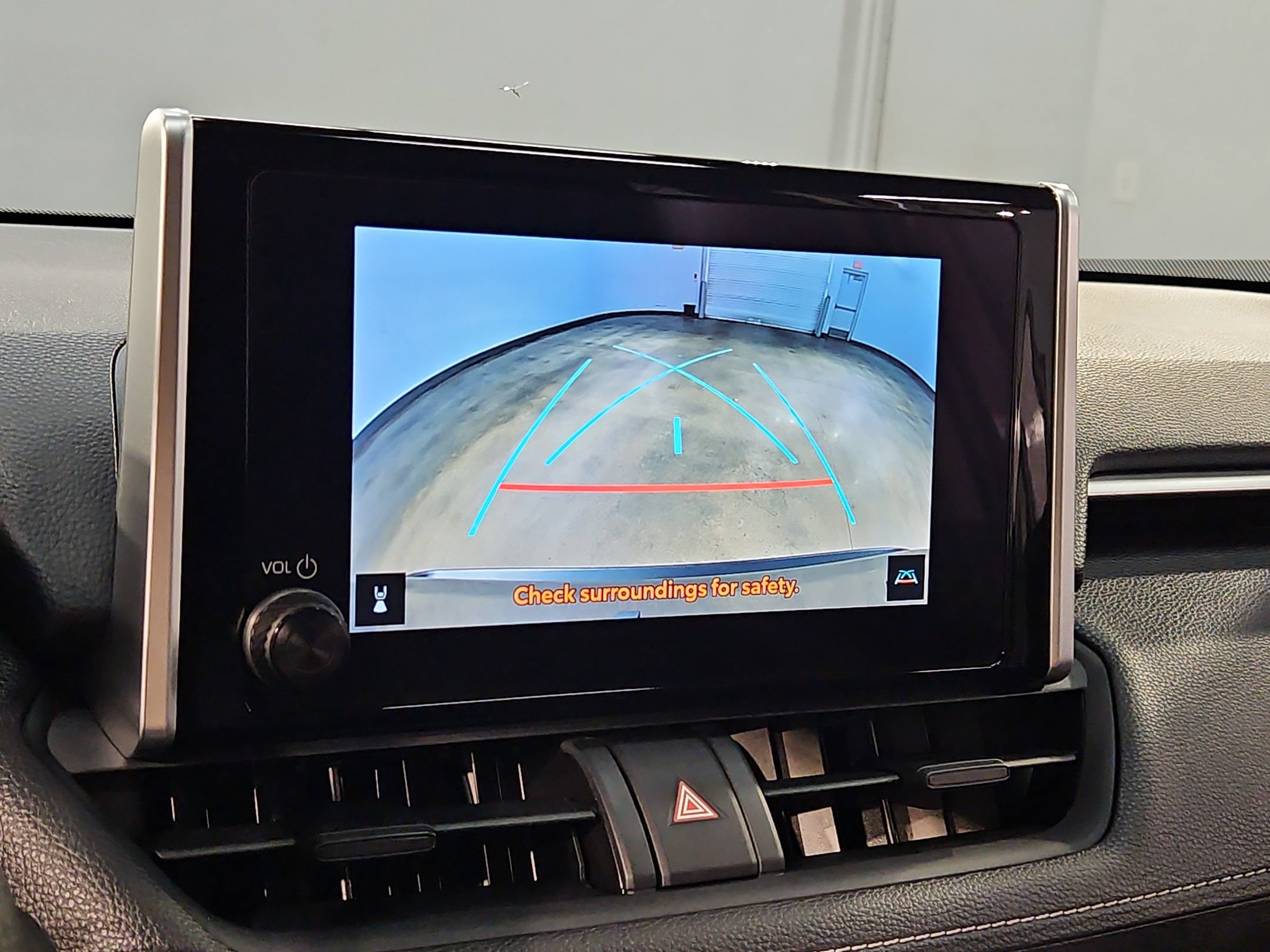 Certified 2025 Toyota RAV4 LE AWD/4WD image 29