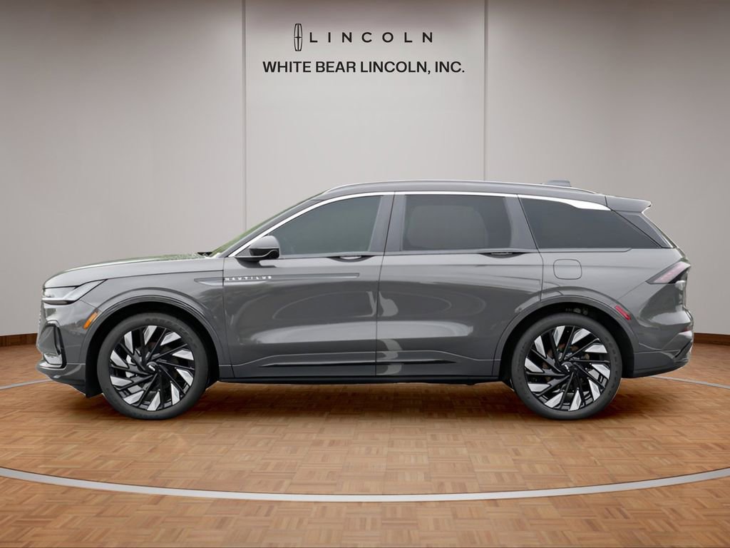 Used 2025 Lincoln Nautilus Black Label w/ Jet Appearance Package AWD/4WD image 8