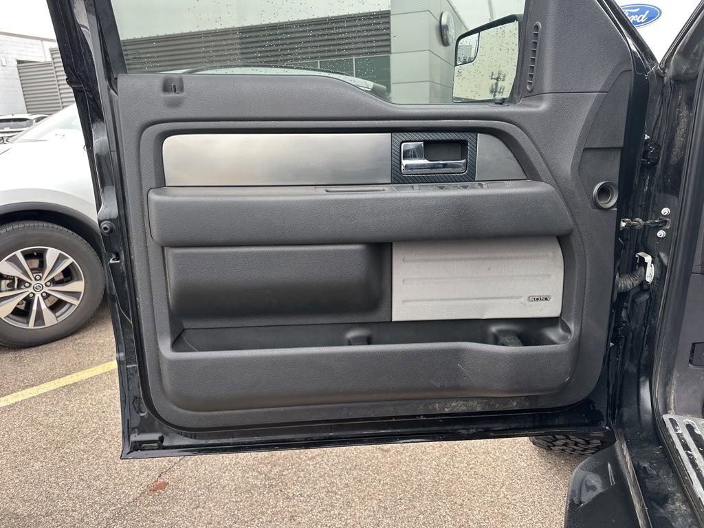 Used 2014 Ford F150 Raptor w/ Equipment Group 801A Luxury image 20