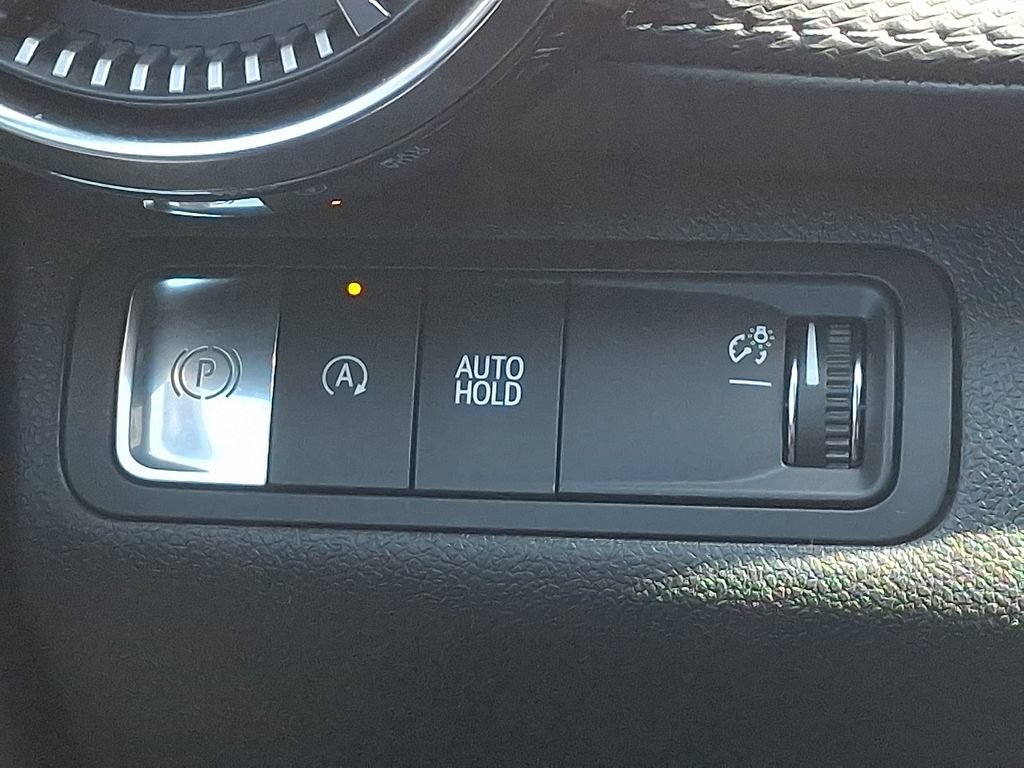 Used 2025 Chevrolet Equinox LT FWD image 25