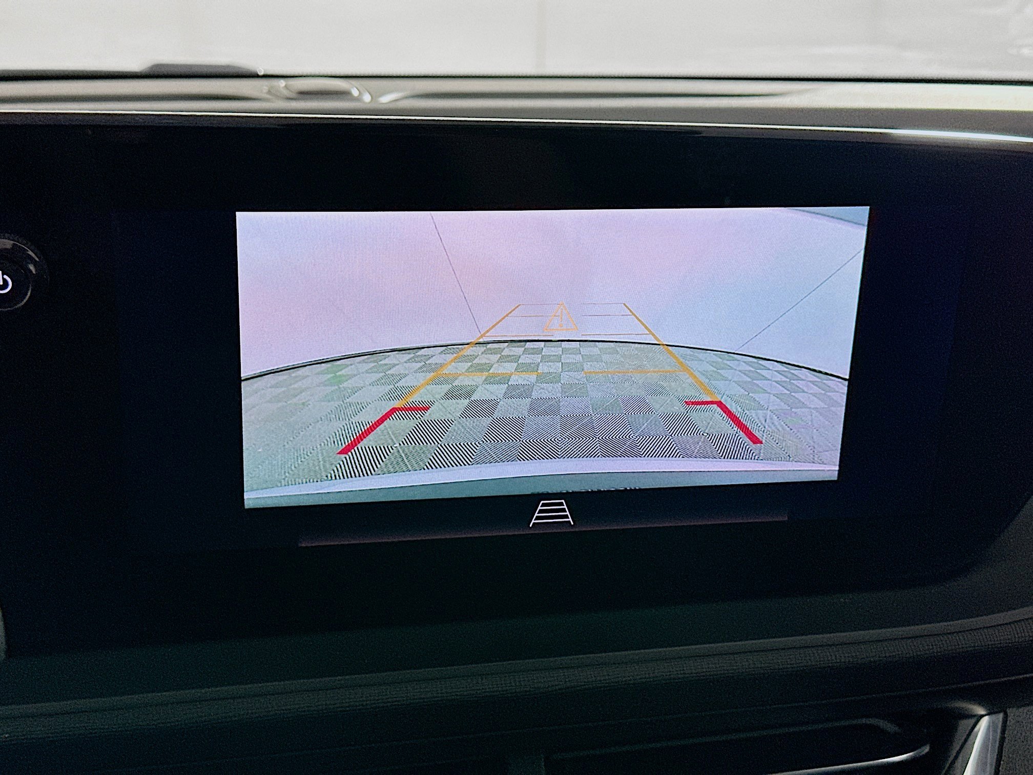 Used 2025 Buick Envista Preferred image 21