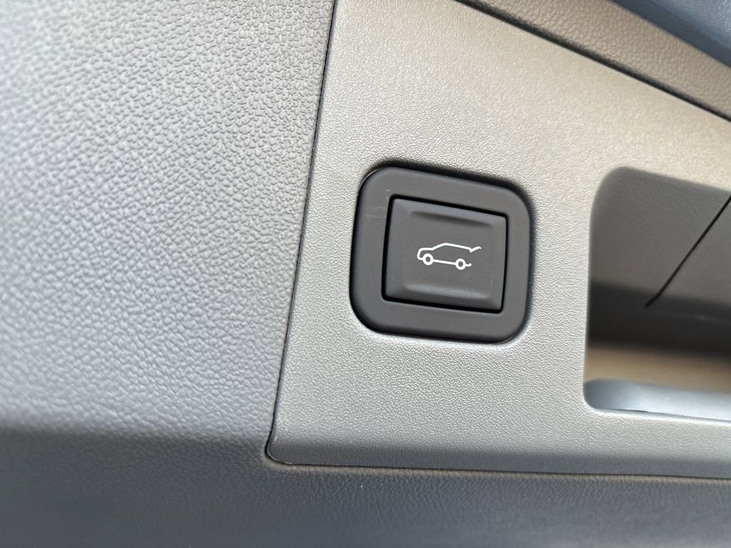 New 2026 Cadillac XT5 Premium Luxury w/ Driver Assist Package image 47